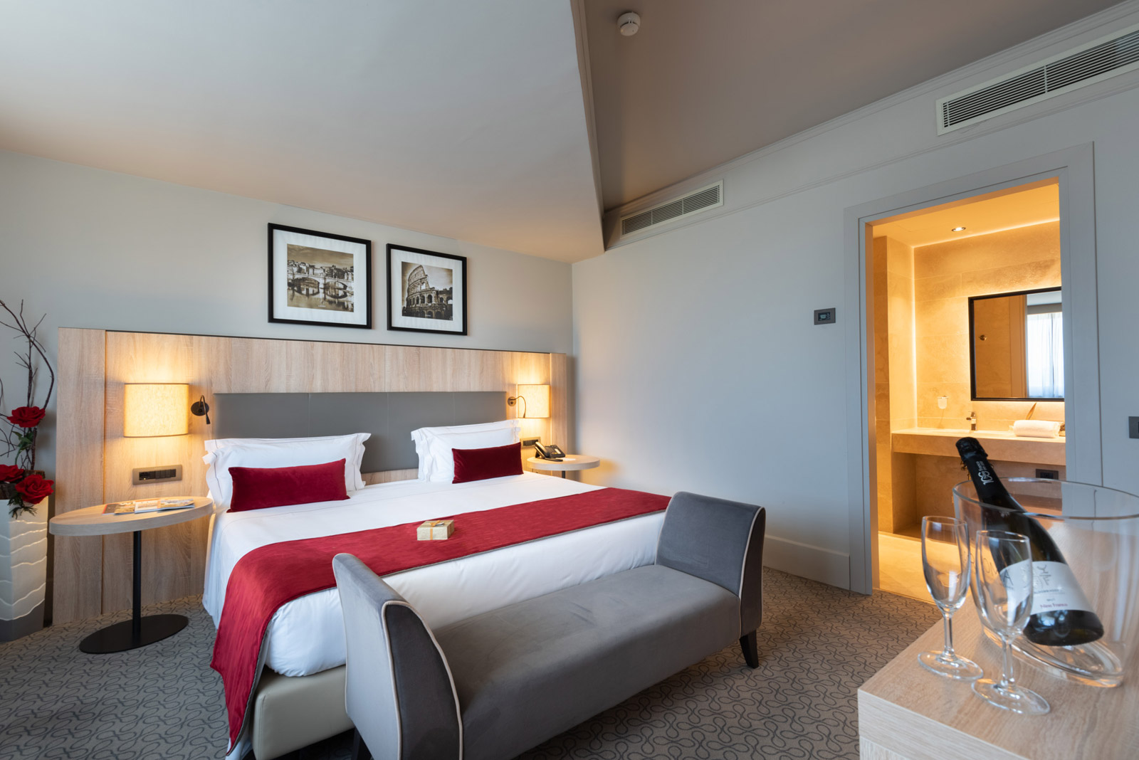 A Roma Rooms